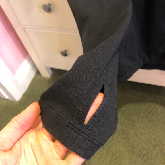 LuluLemon thats a wrap jacket - Picture 7 of 11